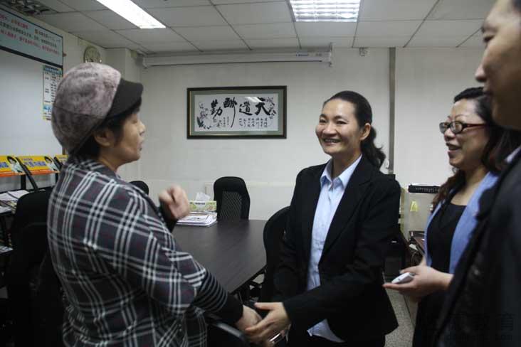 达德教育领导到陈文卫会计培训学校参观学习