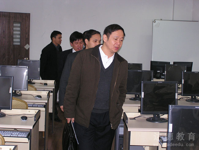 广东省教育考试院领导视察我校